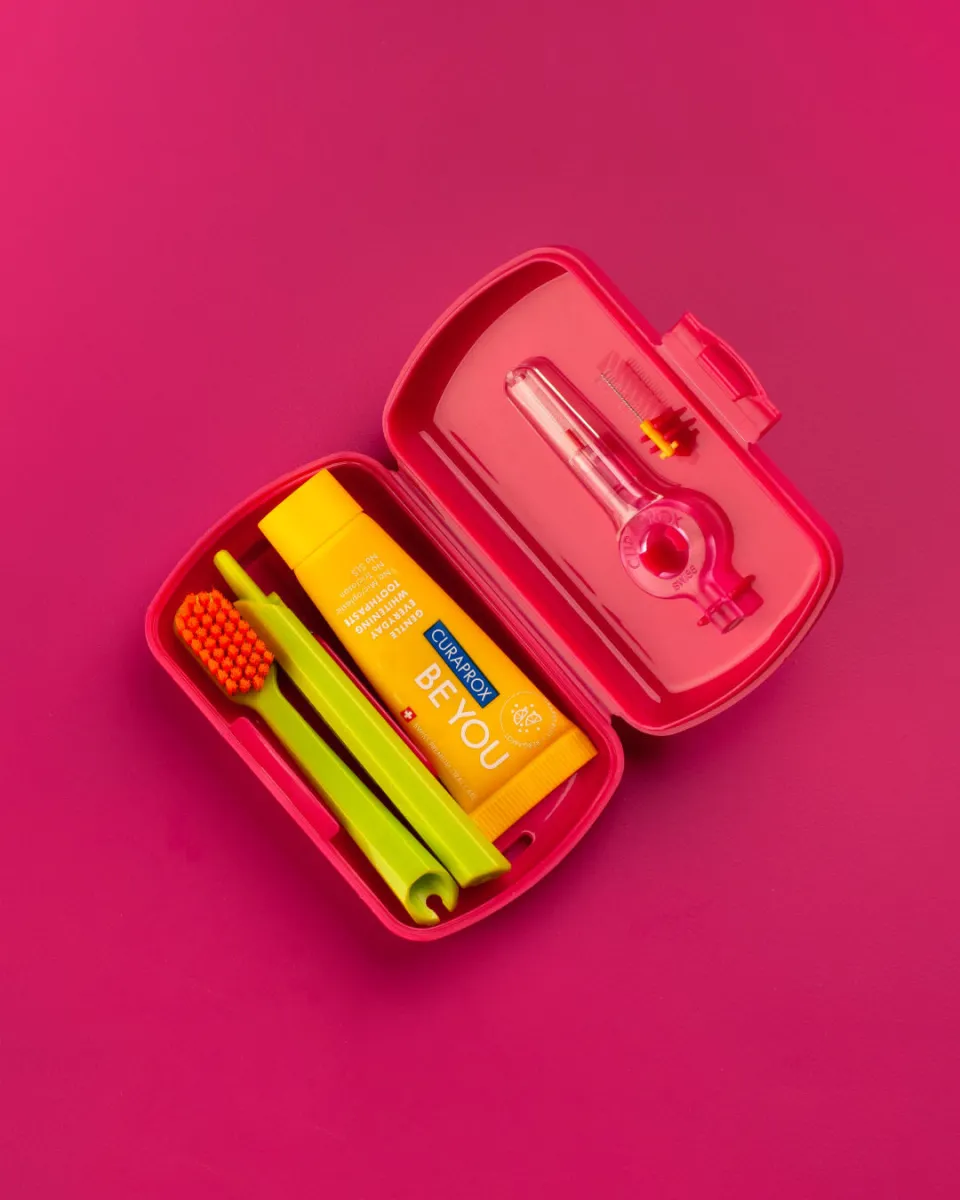 Red Travel Toothbrush Set