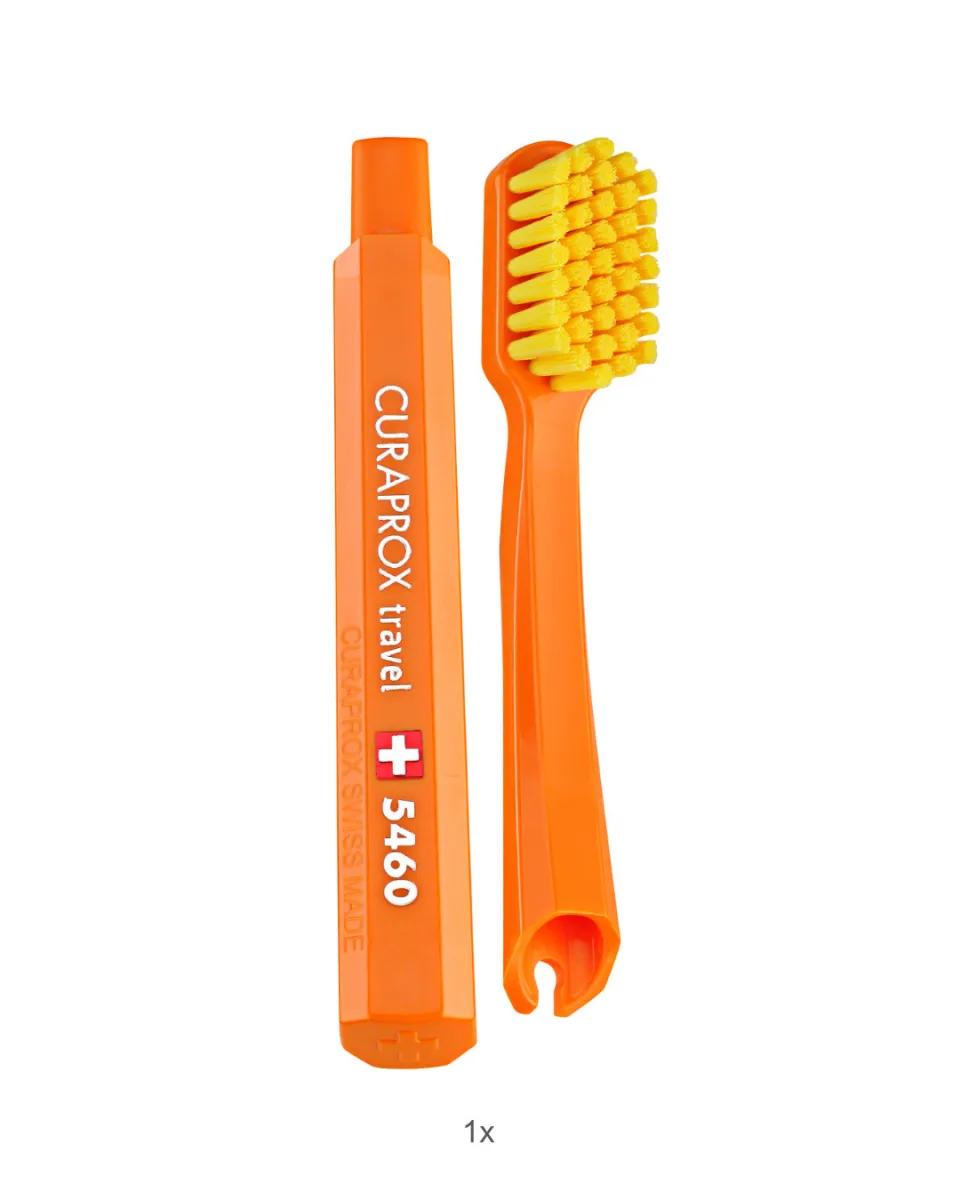 Green Travel Toothbrush Set