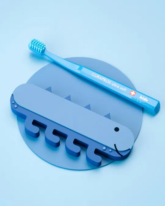Children’s toothbrush|Curaprox shop Switzerland.
