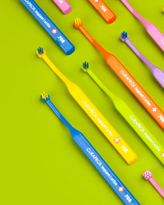 CS 708 Implant Toothbrush